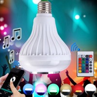 LED λάμπα RGB που αλλάζει χρώματα με ενσωματωμένο ηχείο Bluetooth και χειριστήριο 0335